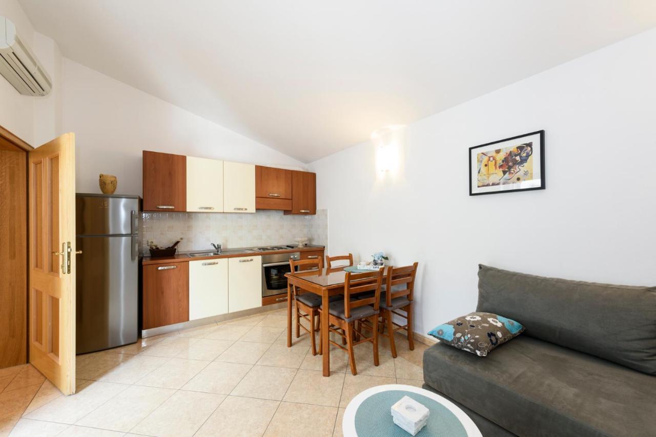 מרינה Apartments Kaskada מראה חיצוני תמונה