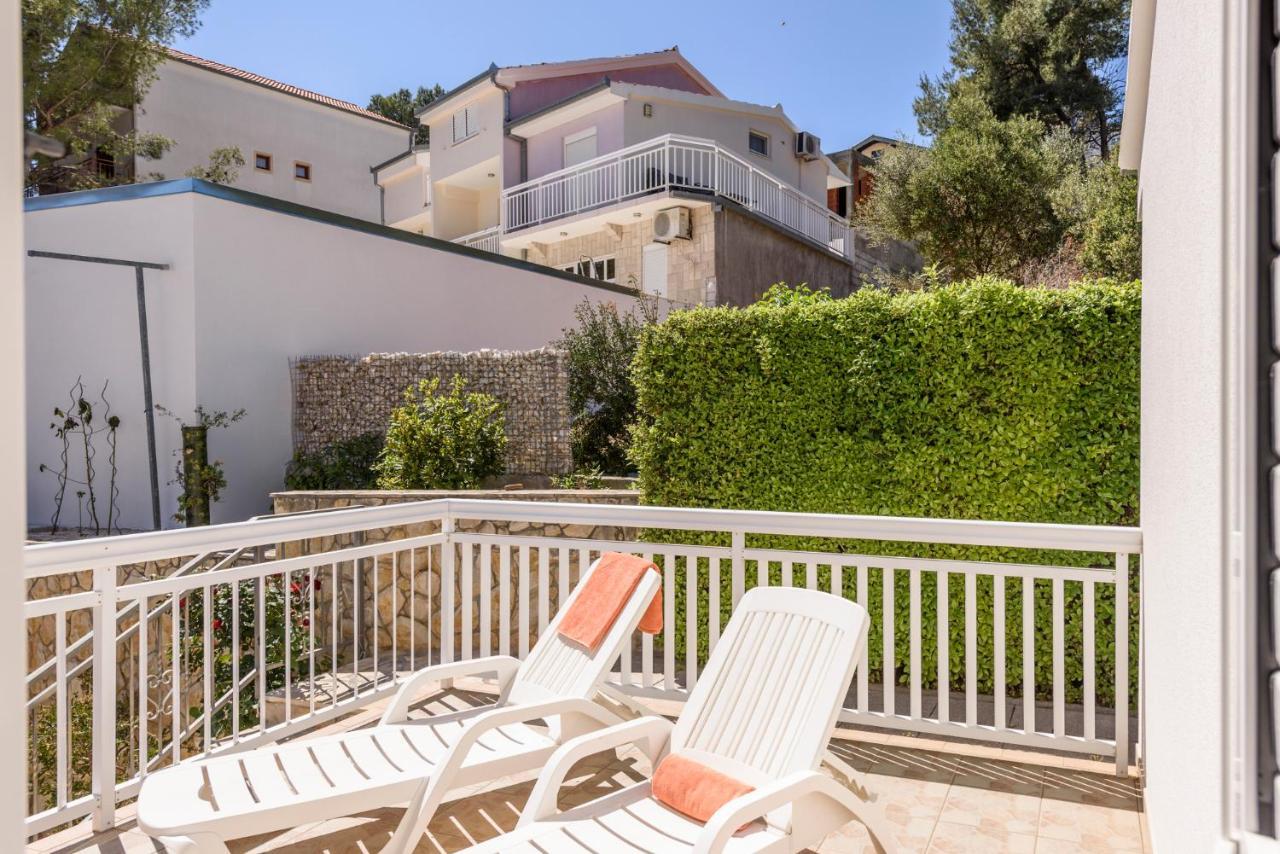 מרינה Apartments Kaskada מראה חיצוני תמונה