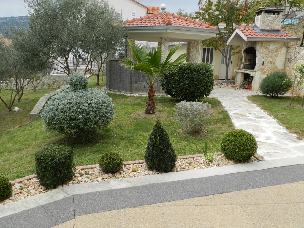 מרינה Apartments Kaskada מראה חיצוני תמונה