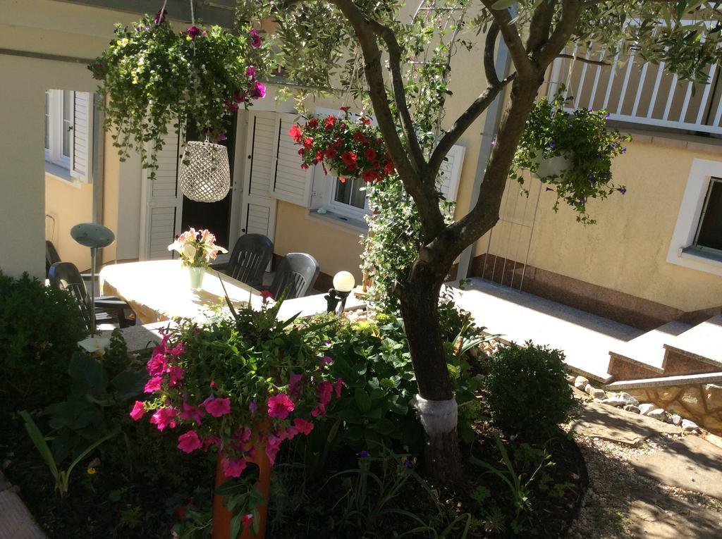 מרינה Apartments Kaskada מראה חיצוני תמונה