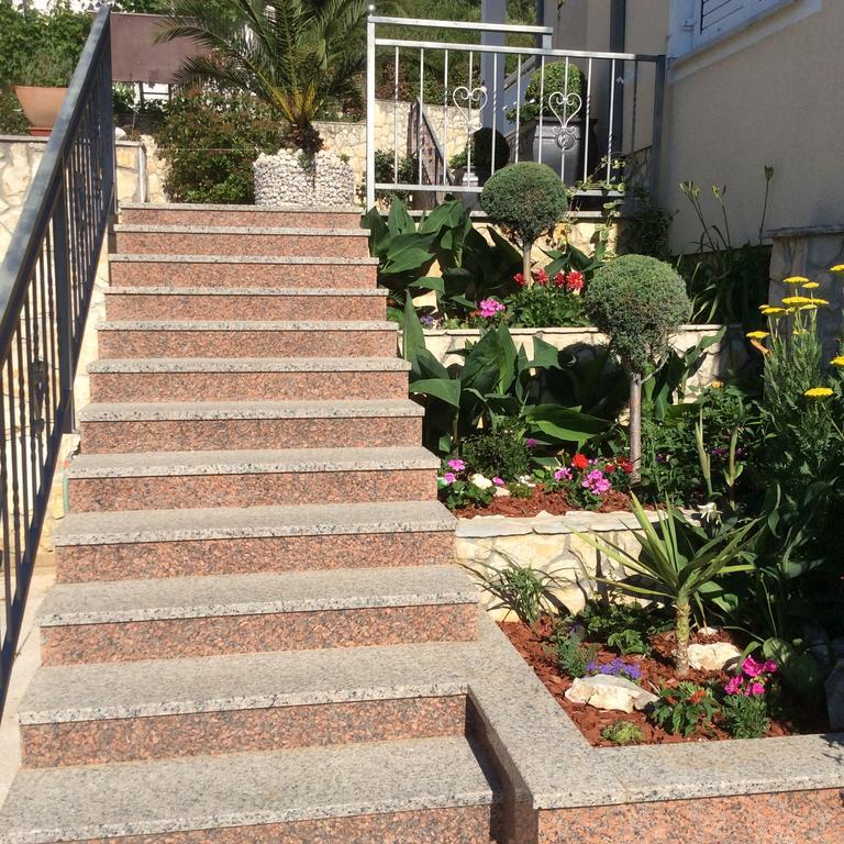 מרינה Apartments Kaskada מראה חיצוני תמונה