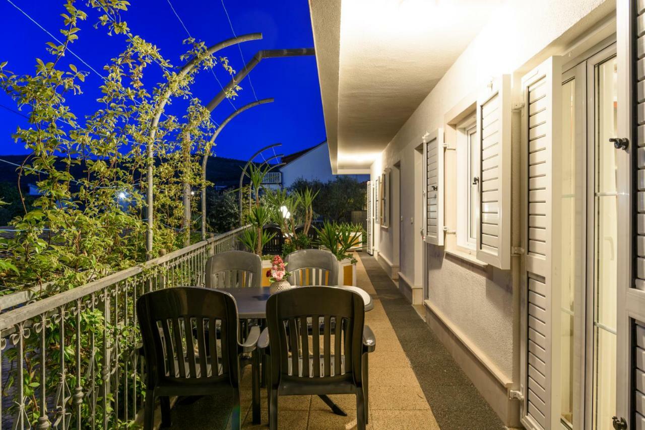 מרינה Apartments Kaskada מראה חיצוני תמונה